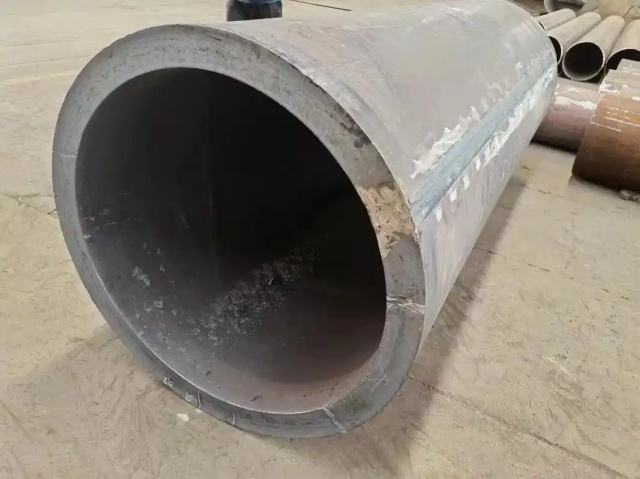 金安30CrMo大口径无缝钢管